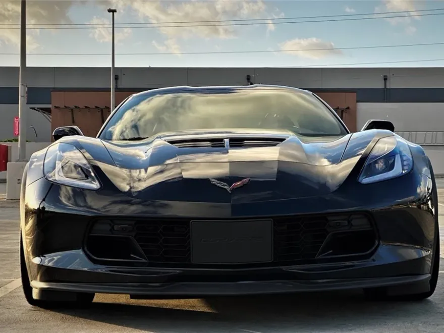 2019 Chevrolet Corvette Z06 2LZ photo 1