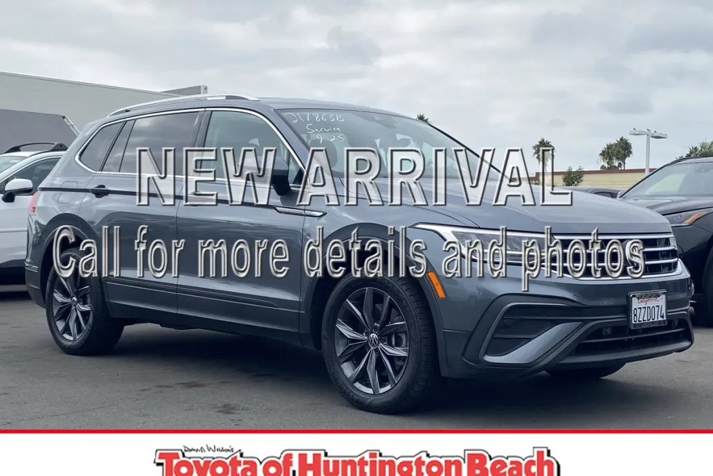 2022 Volkswagen Tiguan SE photo 1