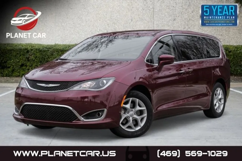 2018 Chrysler Pacifica Limited photo 1