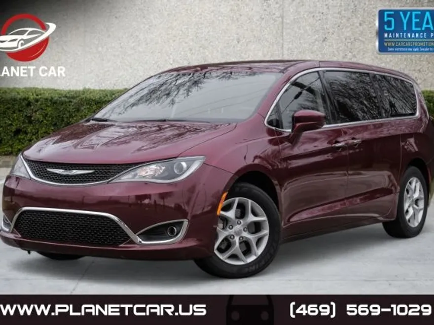 2018 Chrysler Pacifica Limited photo 1