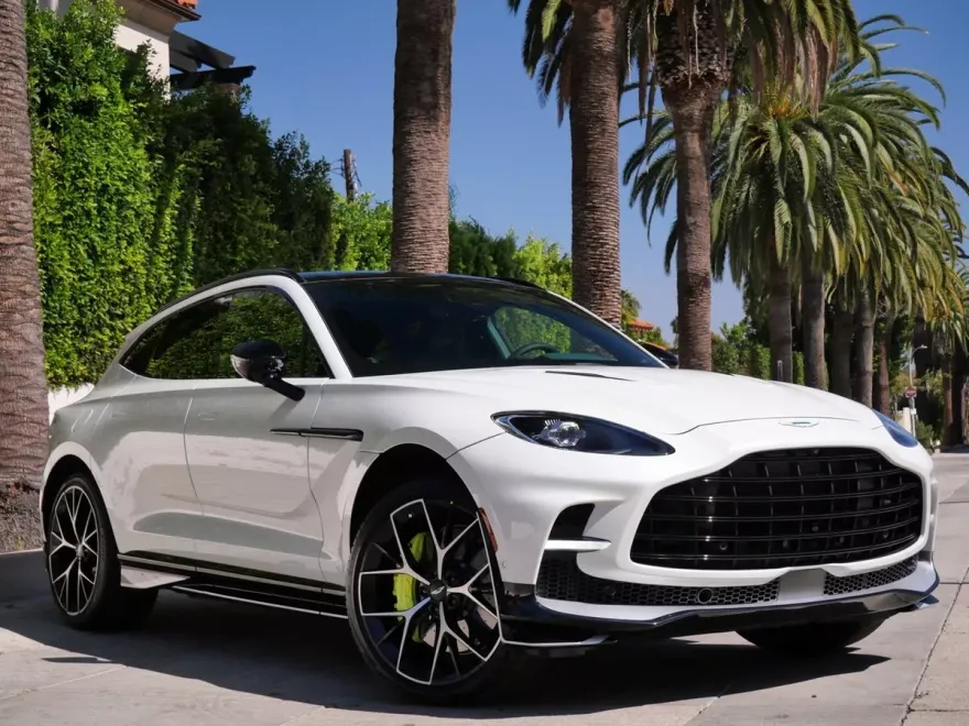 2025 Aston Martin DBX AM8 DBX707 photo 1
