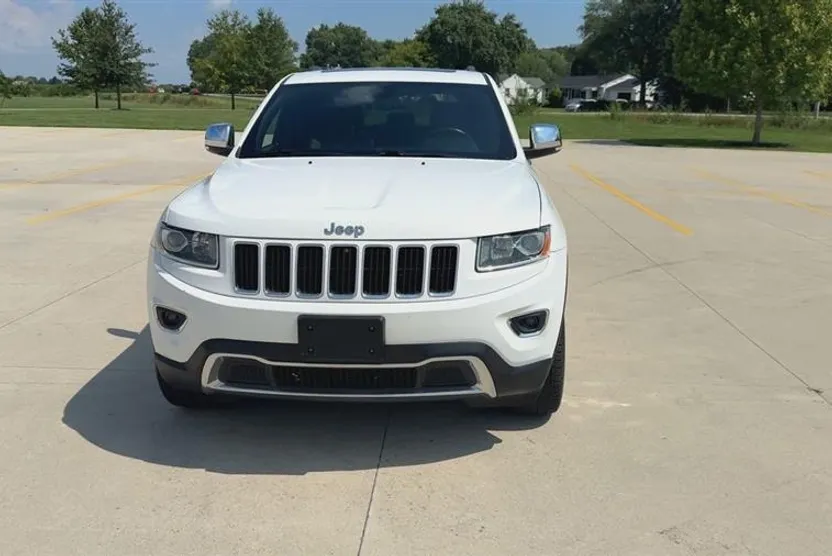 2014 Jeep Grand Cherokee Limited photo 1