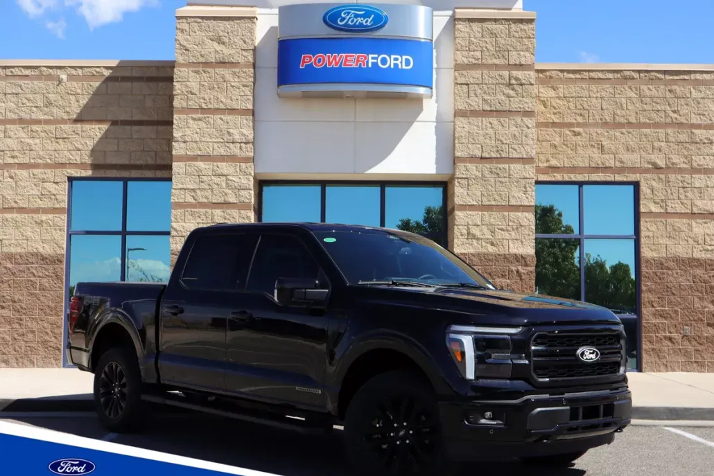 2025 Ford F-150 Lariat photo 1