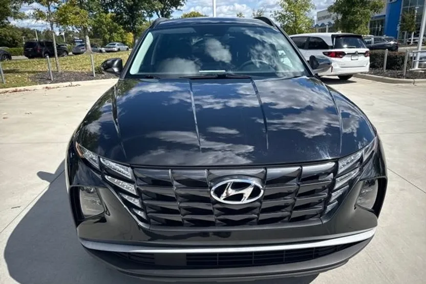 2024 Hyundai Tucson SEL photo 1