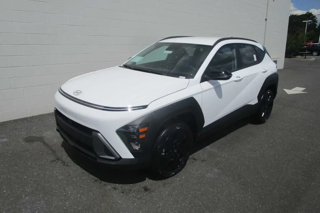 2026 Hyundai Kona SEL photo 1
