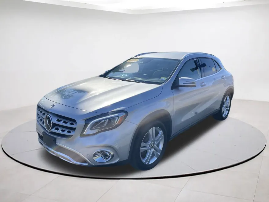 2018 Mercedes Benz GLA 250 4MATIC photo 1