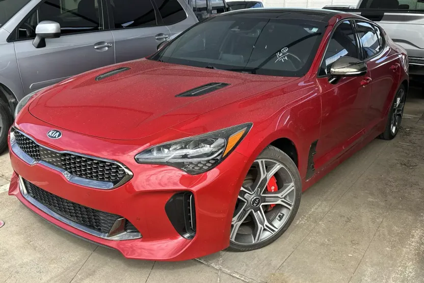 2021 Kia Stinger GT1 photo 1