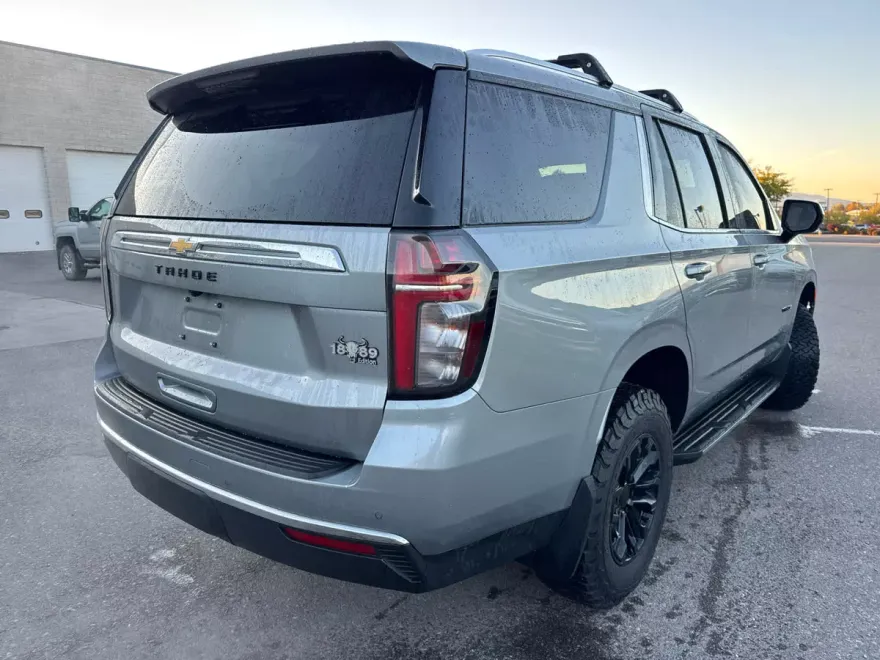 2024 Chevrolet Tahoe LS photo 1