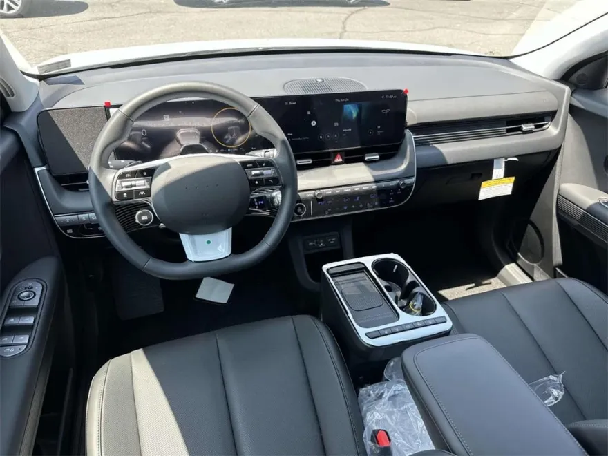 2025 Hyundai Ioniq 5 SEL photo 1