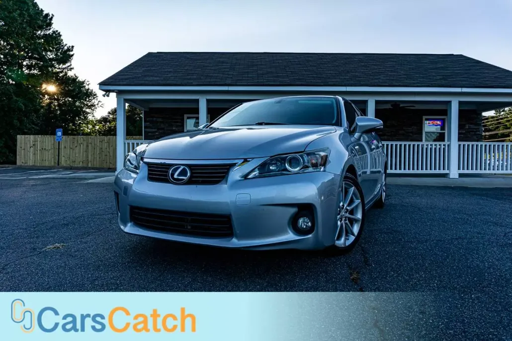 2012 Lexus CT 200h photo 1