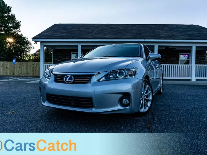 2012 Lexus CT 200h photo 1