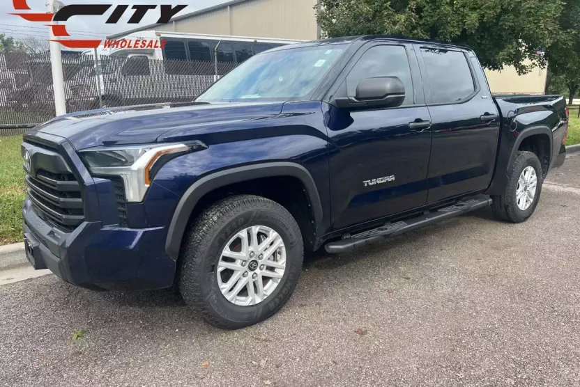 2022 Toyota Tundra SR5 photo 1