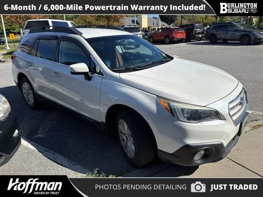 2017 Subaru Outback 2.5i Premium photo 1