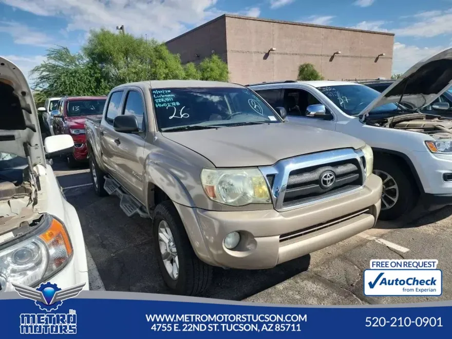 2005 Toyota Tacoma PreRunner SR5 photo 1