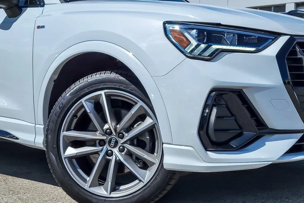 2022 Audi Q3 Premium Plus S line photo 1