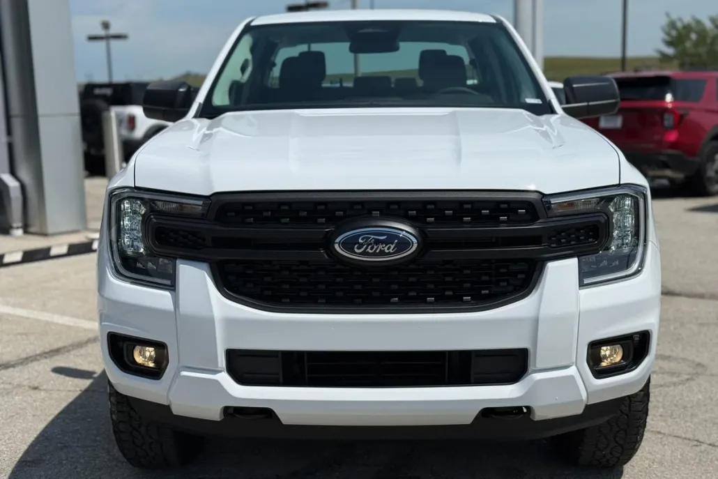 2025 Ford Ranger XL photo 1