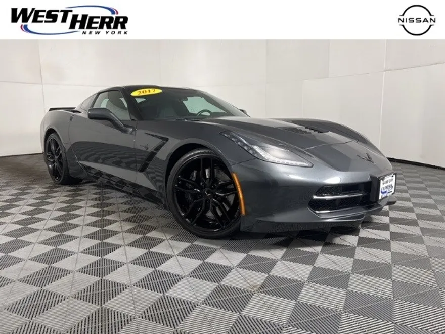 2017 Chevrolet Corvette Stingray Z51 1LT photo 1
