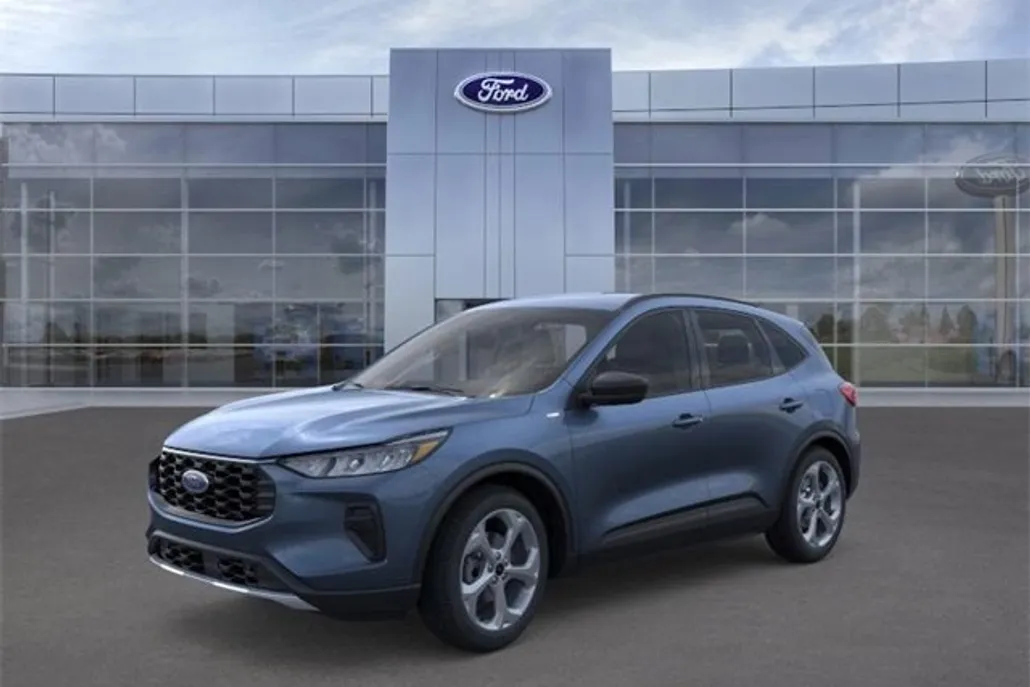 2025 Ford Escape ST-Line photo 1