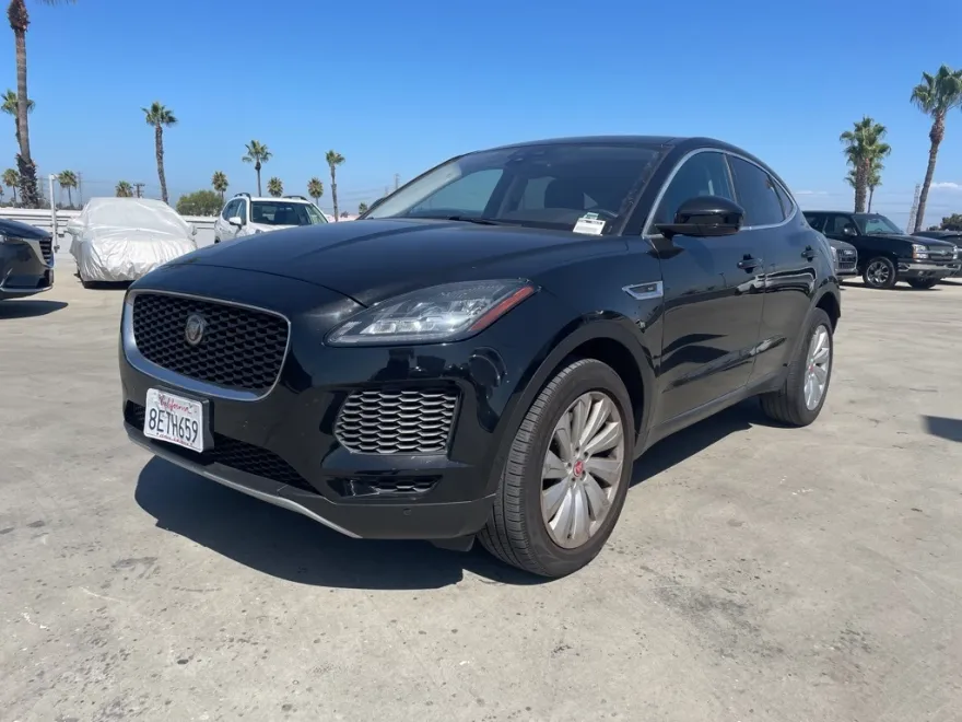 2018 Jaguar E-PACE SE photo 1