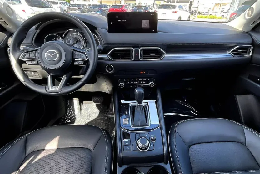 2025 Mazda CX-5 2.5 S Preferred photo 1