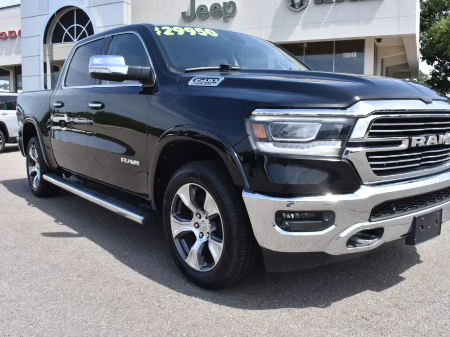 2019 Ram 1500 Laramie photo 1