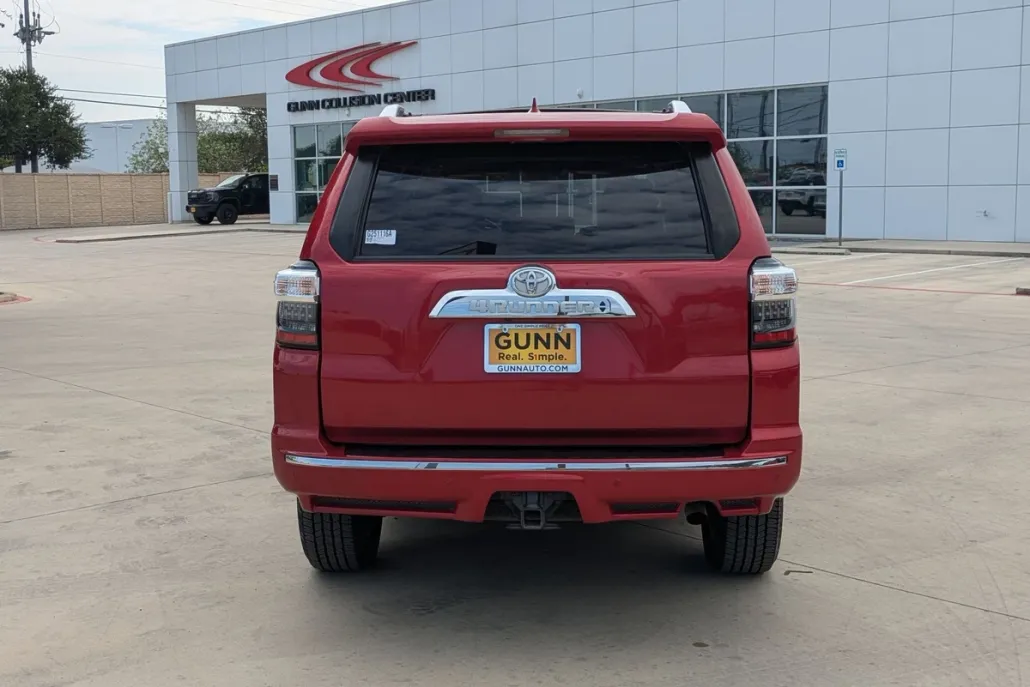 2019 Toyota 4Runner Limited photo 1