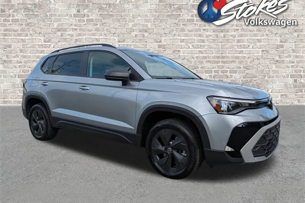 2025 Volkswagen Taos S photo 1