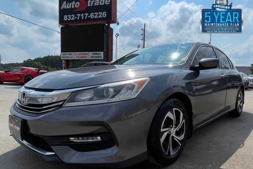 2017 Honda Accord LX photo 1