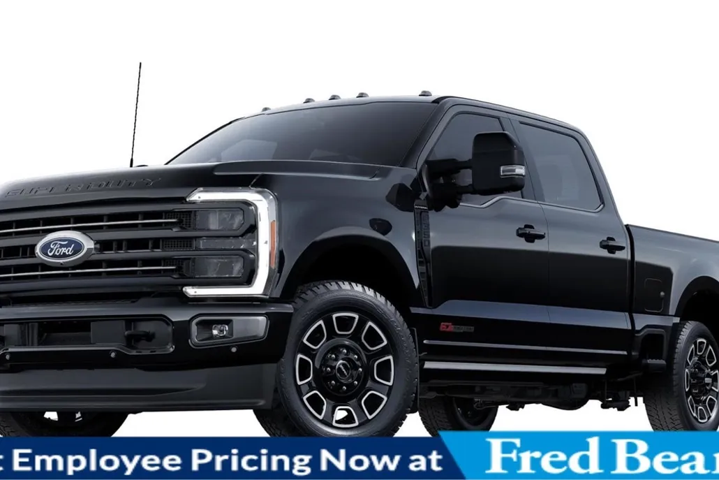 2025 Ford F-350 Platinum photo 1