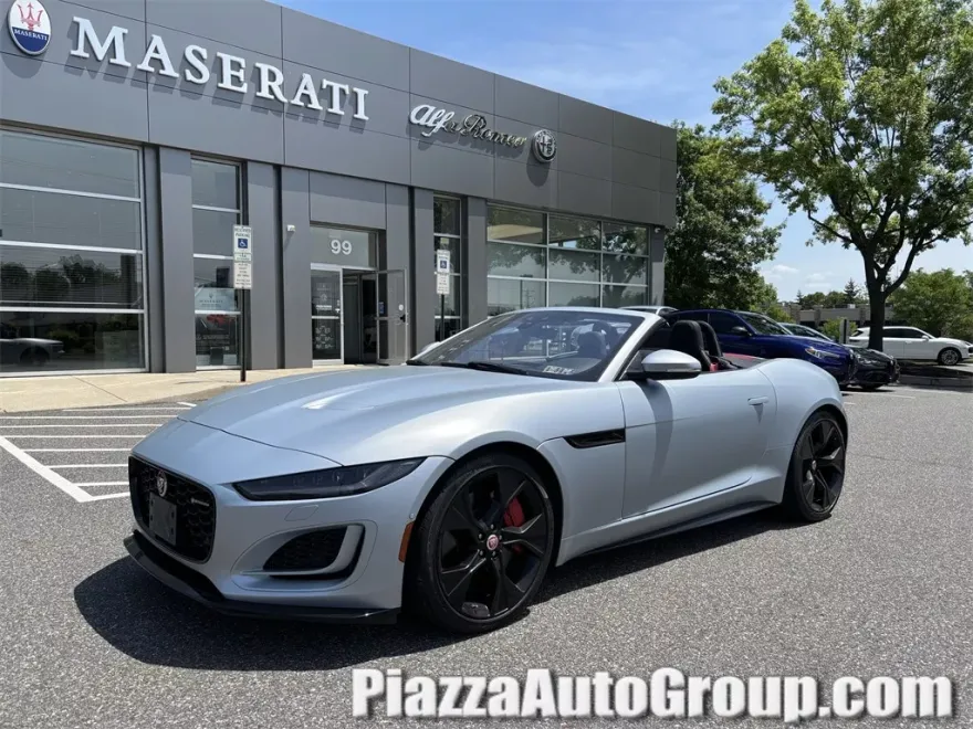 2021 Jaguar F-TYPE R-Dynamic photo 1