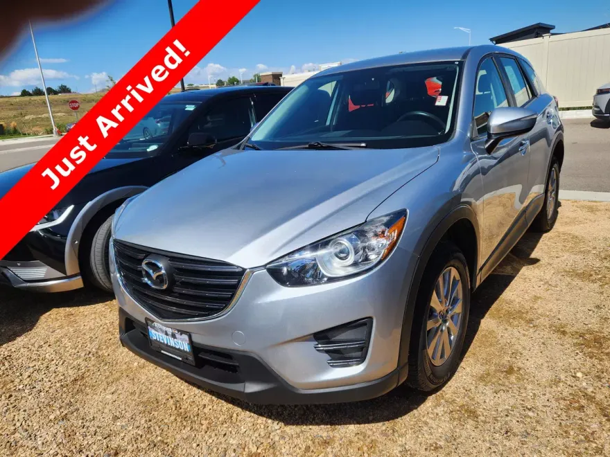 2016 Mazda CX-5 Sport photo 1