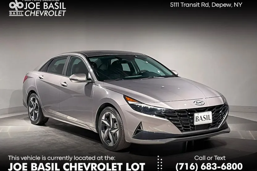 2023 Hyundai Elantra Limited photo 1