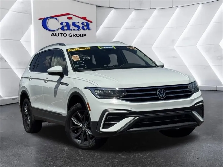 2024 Volkswagen Tiguan SE Wolfsburg Edition photo 1