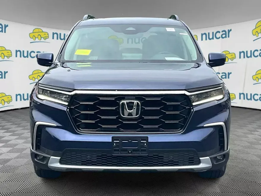 2025 Honda Pilot Touring photo 1