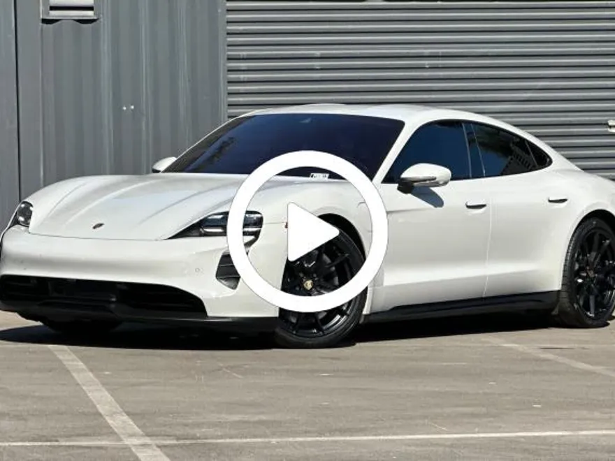 2022 Porsche Taycan GTS photo 1