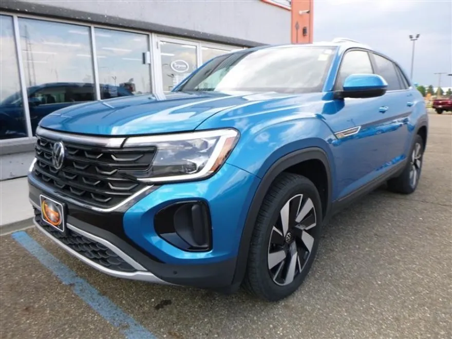 2024 Volkswagen Atlas Cross Sport SE Technology photo 1