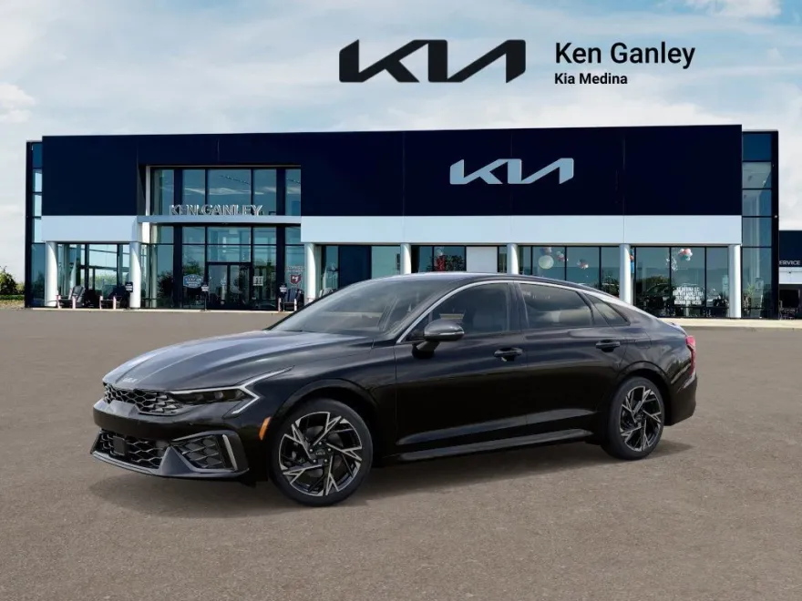 2026 Kia K5 GT-Line photo 1