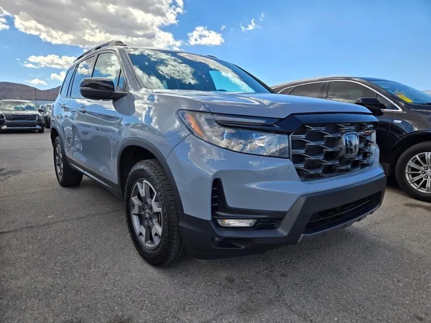 2022 Honda Passport TrailSport photo 1