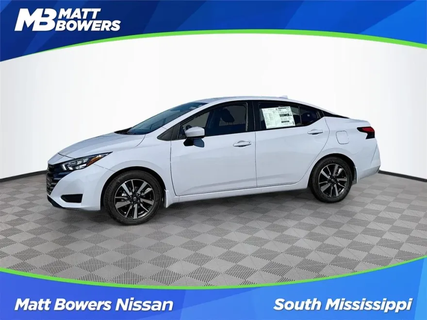 2025 Nissan Versa 1.6 SV photo 1