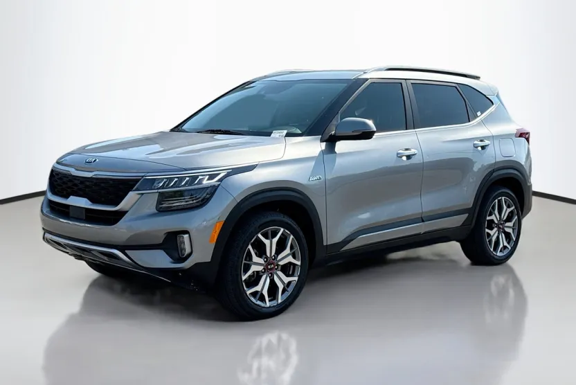 2021 Kia Seltos SX photo 1