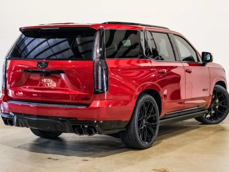 2025 Cadillac Escalade Base photo 1