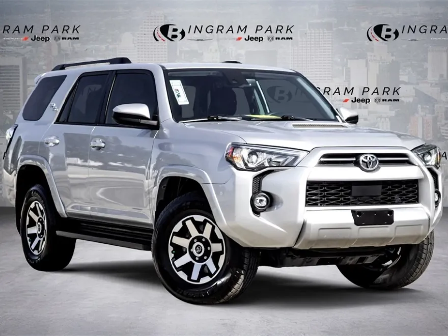 2024 Toyota 4Runner TRD Off-Road photo 1