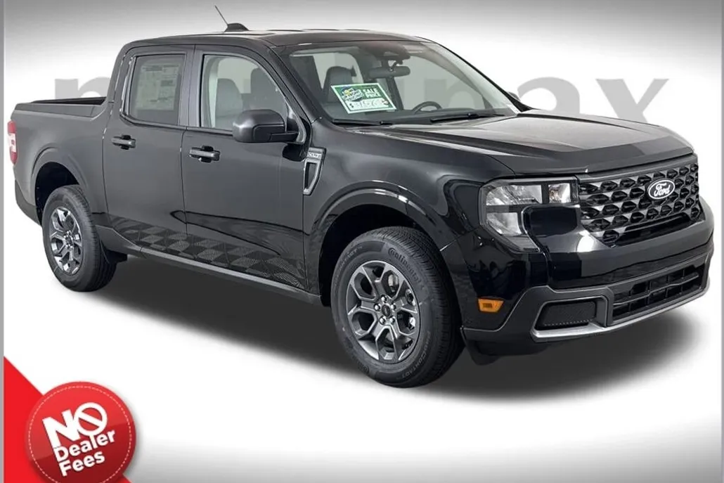 2025 Ford Maverick XLT photo 1
