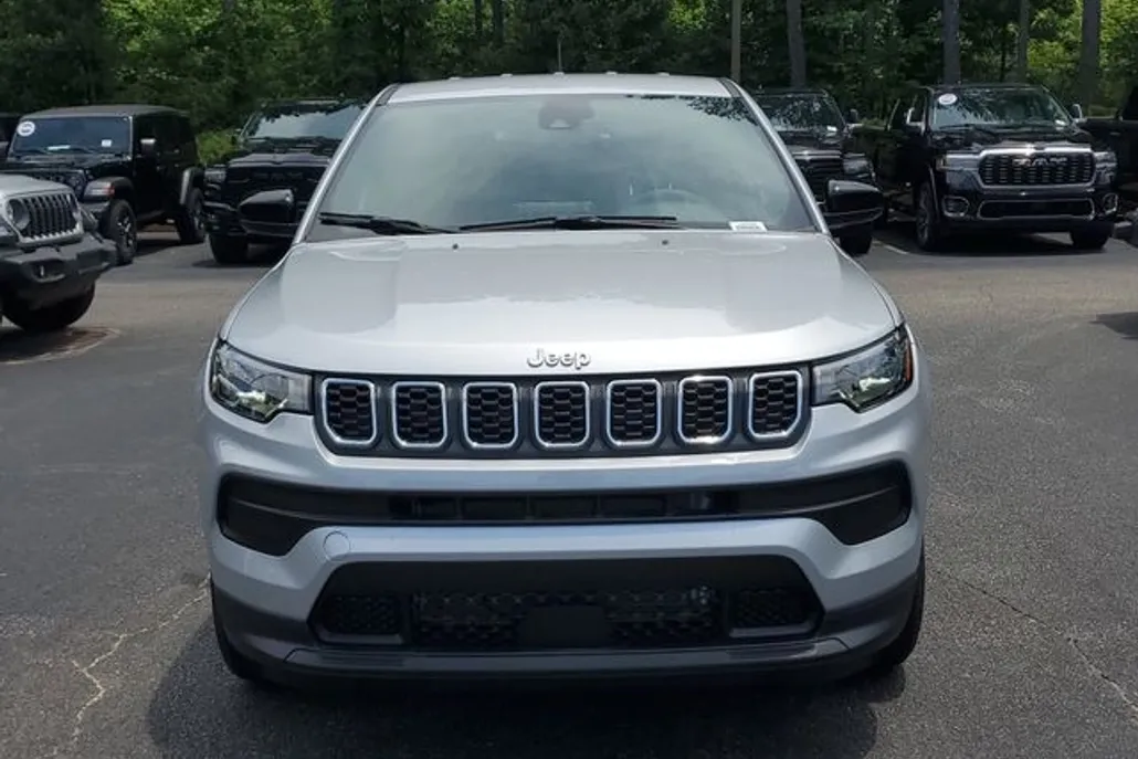 2025 Jeep Compass Sport photo 1