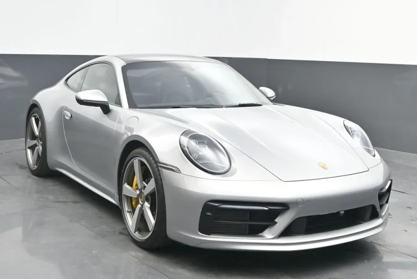2024 Porsche 911 S photo 1