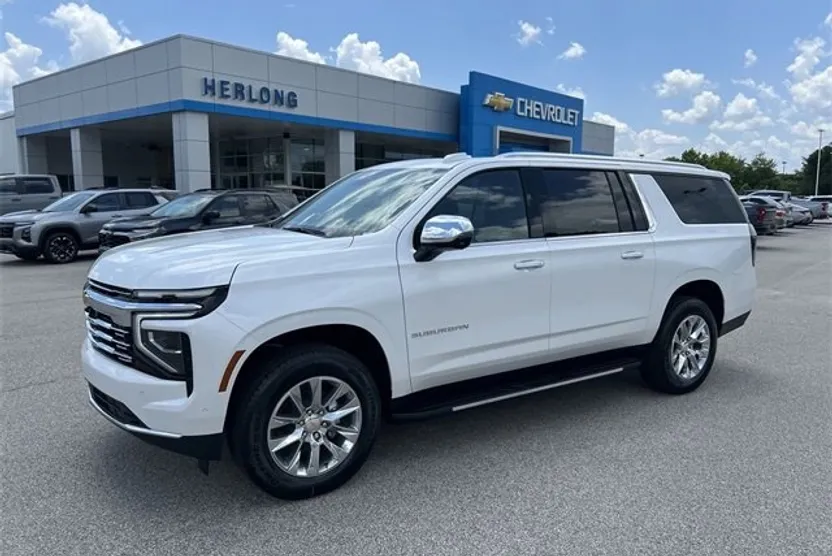 2025 Chevrolet Suburban Premier photo 1