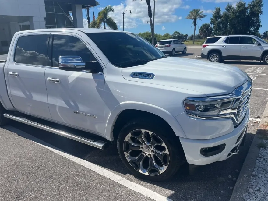 2022 Ram 1500 Longhorn photo 1