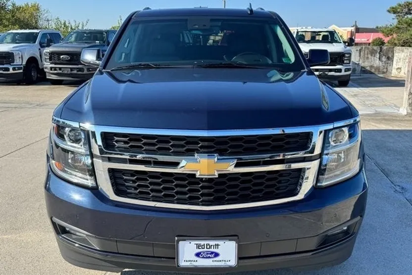 2020 Chevrolet Tahoe LT photo 1