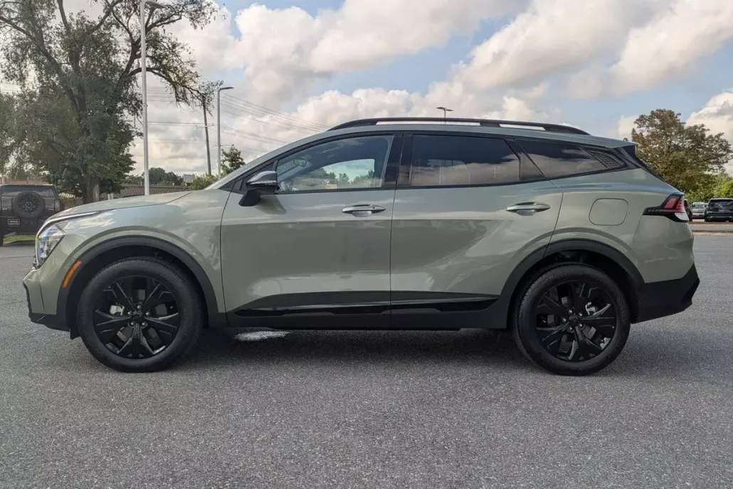 2025 Kia Sportage X-Line photo 1