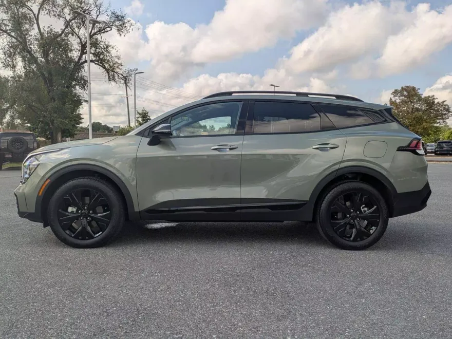 2025 Kia Sportage X-Line photo 1